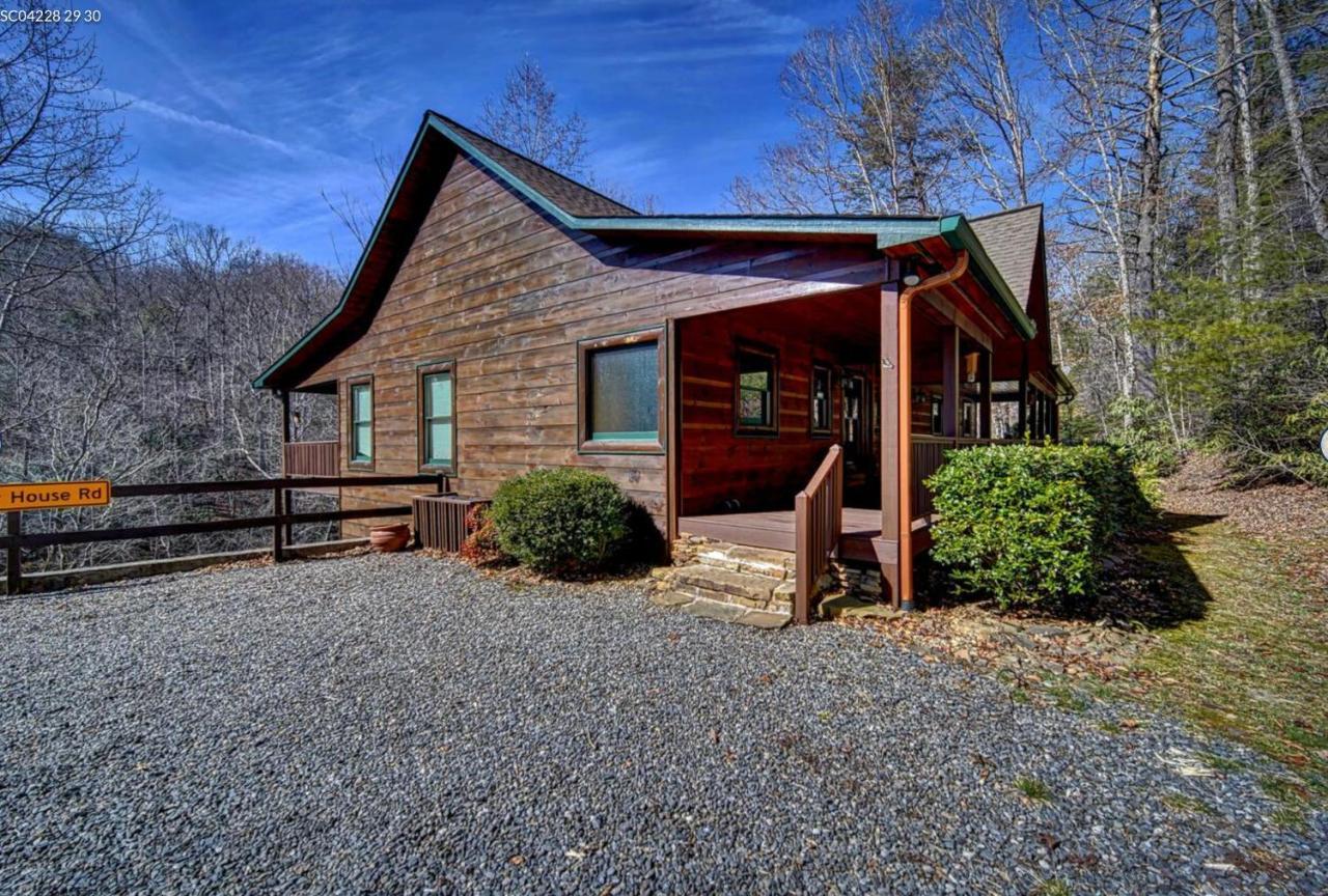 Cozy Creekfront Family Cabin-Pet Friendly -Gamerm-Hot Tub هياواسي المظهر الخارجي الصورة