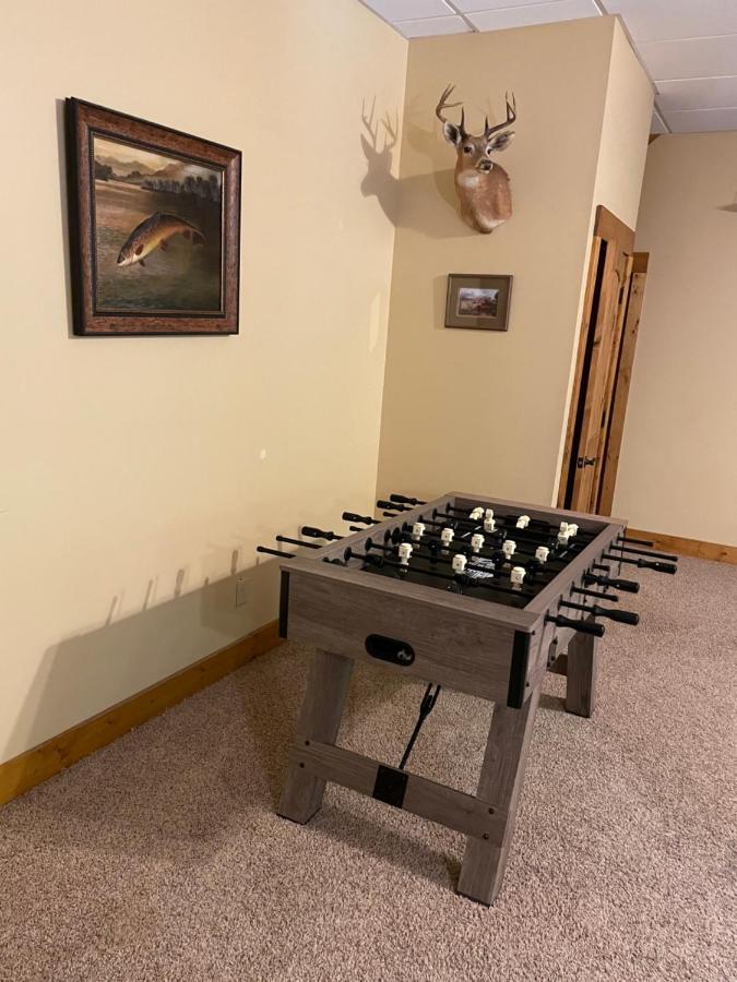 Cozy Creekfront Family Cabin-Pet Friendly -Gamerm-Hot Tub هياواسي المظهر الخارجي الصورة