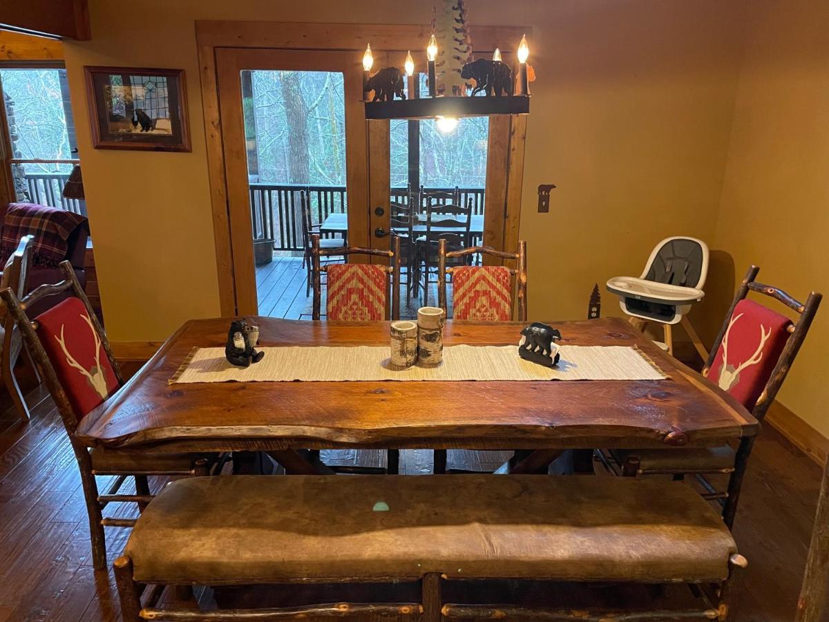 Cozy Creekfront Family Cabin-Pet Friendly -Gamerm-Hot Tub هياواسي المظهر الخارجي الصورة
